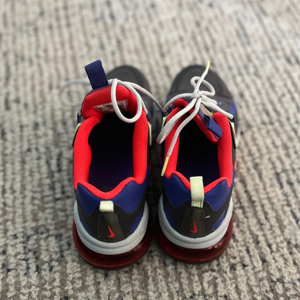 Women’s Nike Air7c React Size 7 - image 3